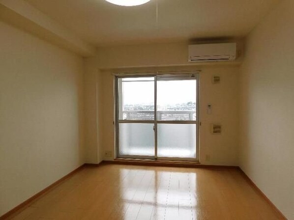 エスト・コリーヌの物件内観写真